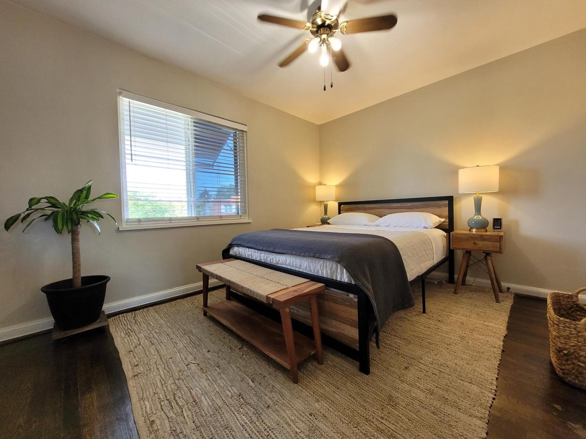 Capitol Hill Adj Home With Parking And Easy Access To Downtown Washington Bagian luar foto