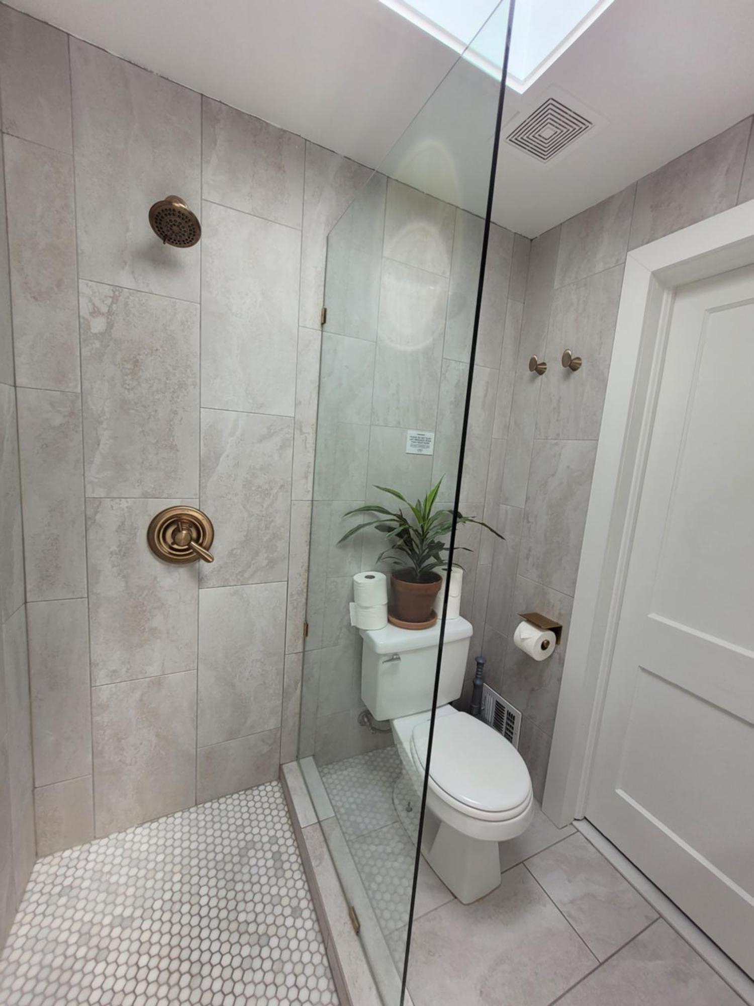 Capitol Hill Adj Home With Parking And Easy Access To Downtown Washington Bagian luar foto